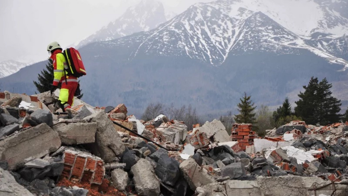 SA-RRT-Mitglied bei einer Erdbeben-Übung in der Türkei